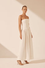 Load image into Gallery viewer, BLANC STRAPLESS PANELLED MAXI DRESS
